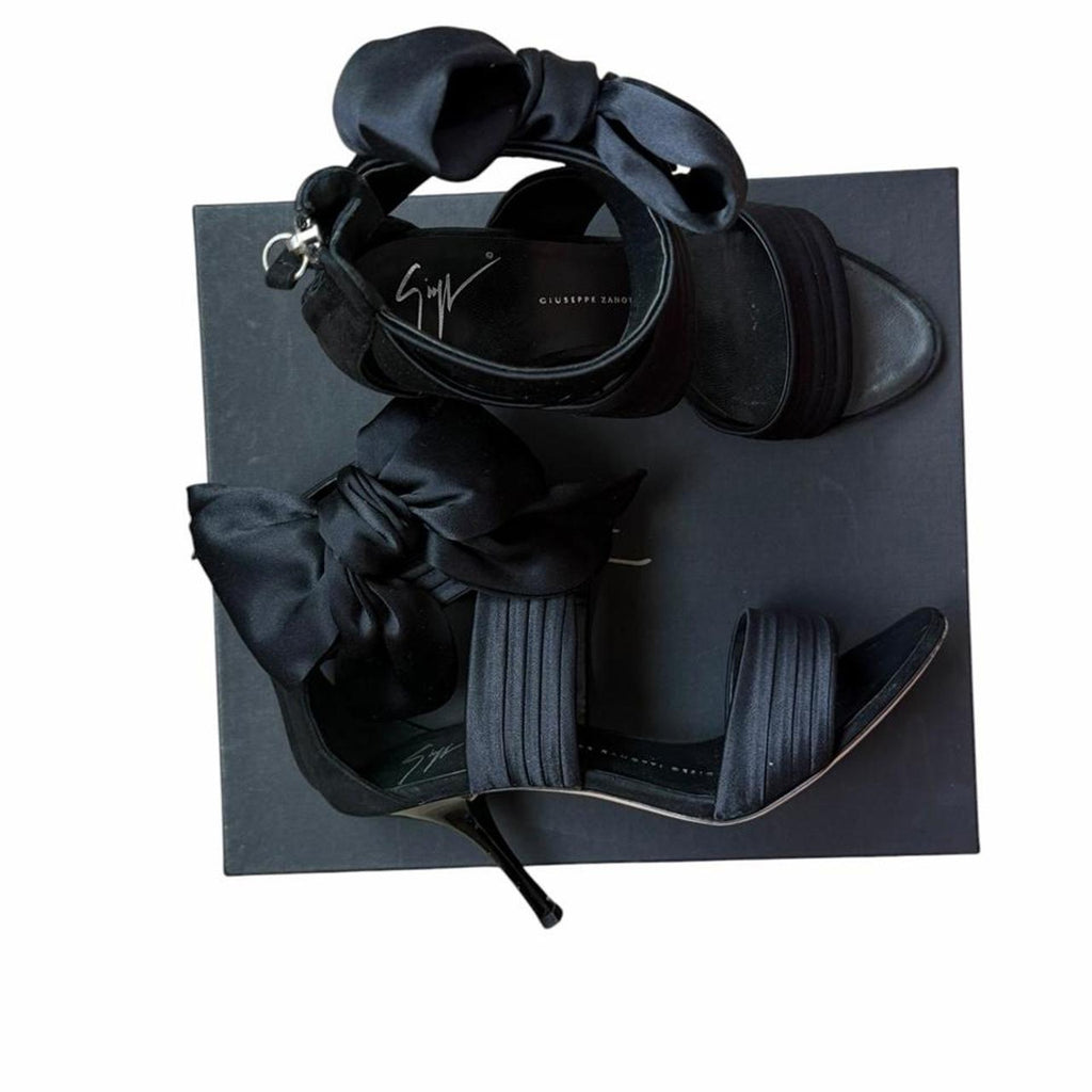 Giuseppe Zanotti Design Satin Ribbon Heeled Sandals Black