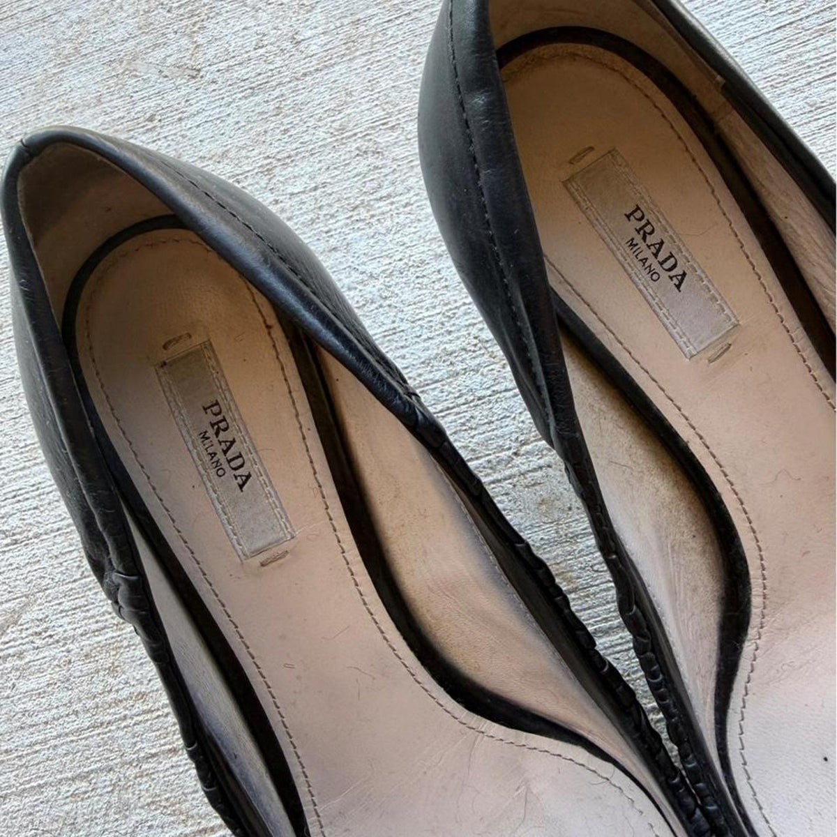Prada Bow Black Leather Y2K Pumps