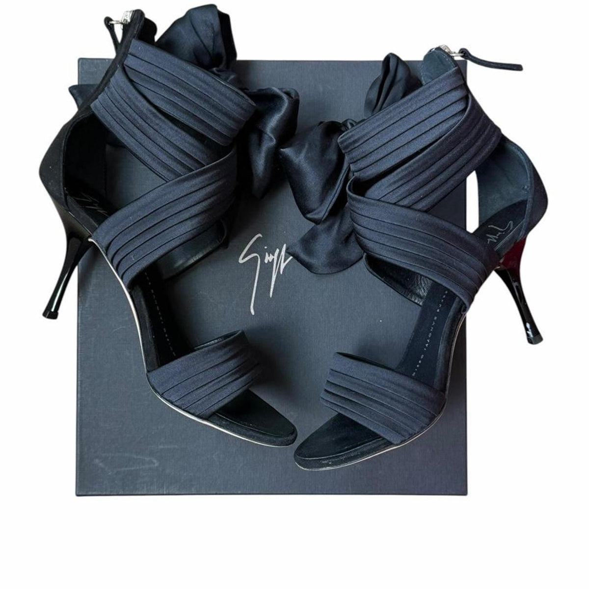 Giuseppe Zanotti Design Satin Ribbon Heeled Sandals Black
