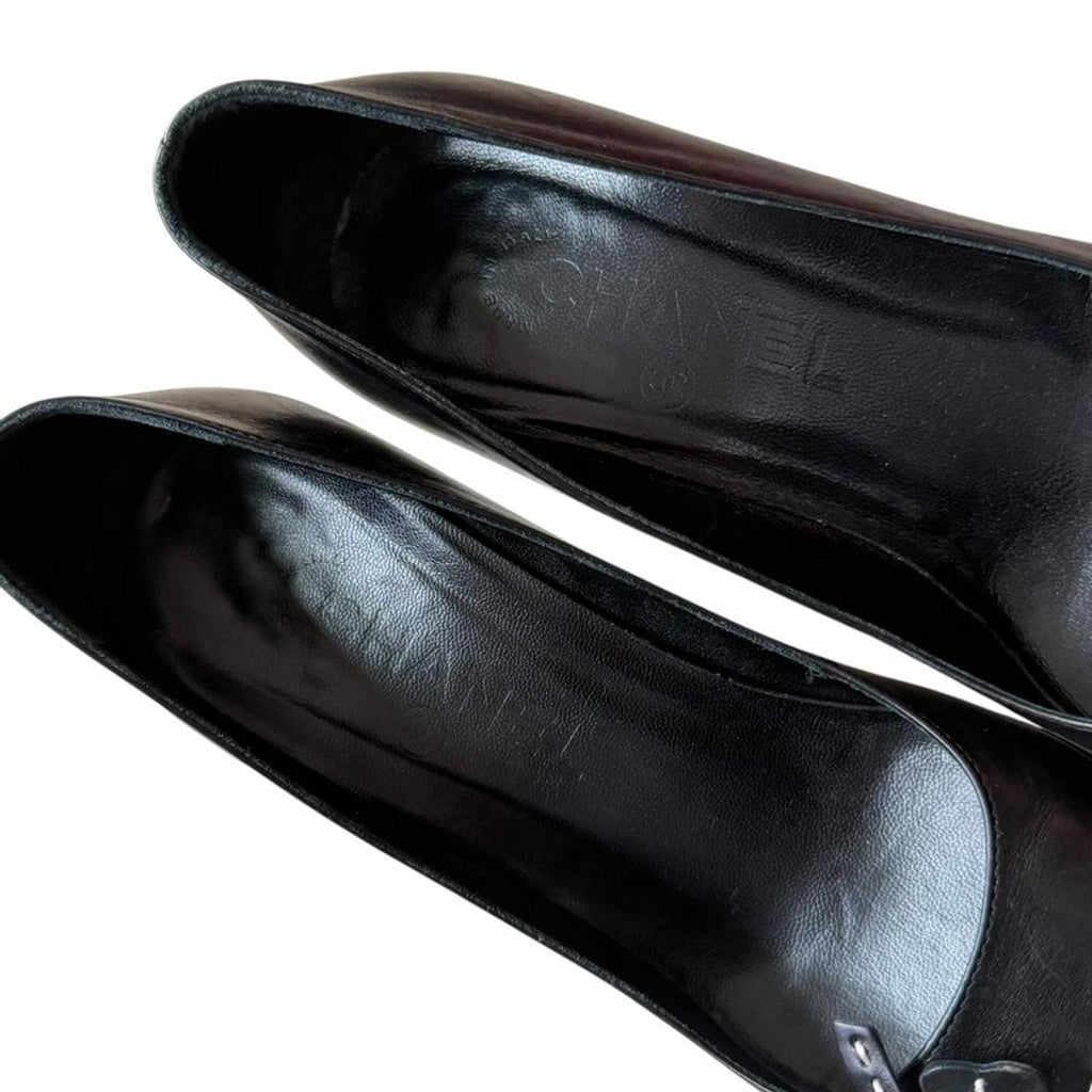 Chanel Clover Motif Leather Pointed Toe Pumps Black