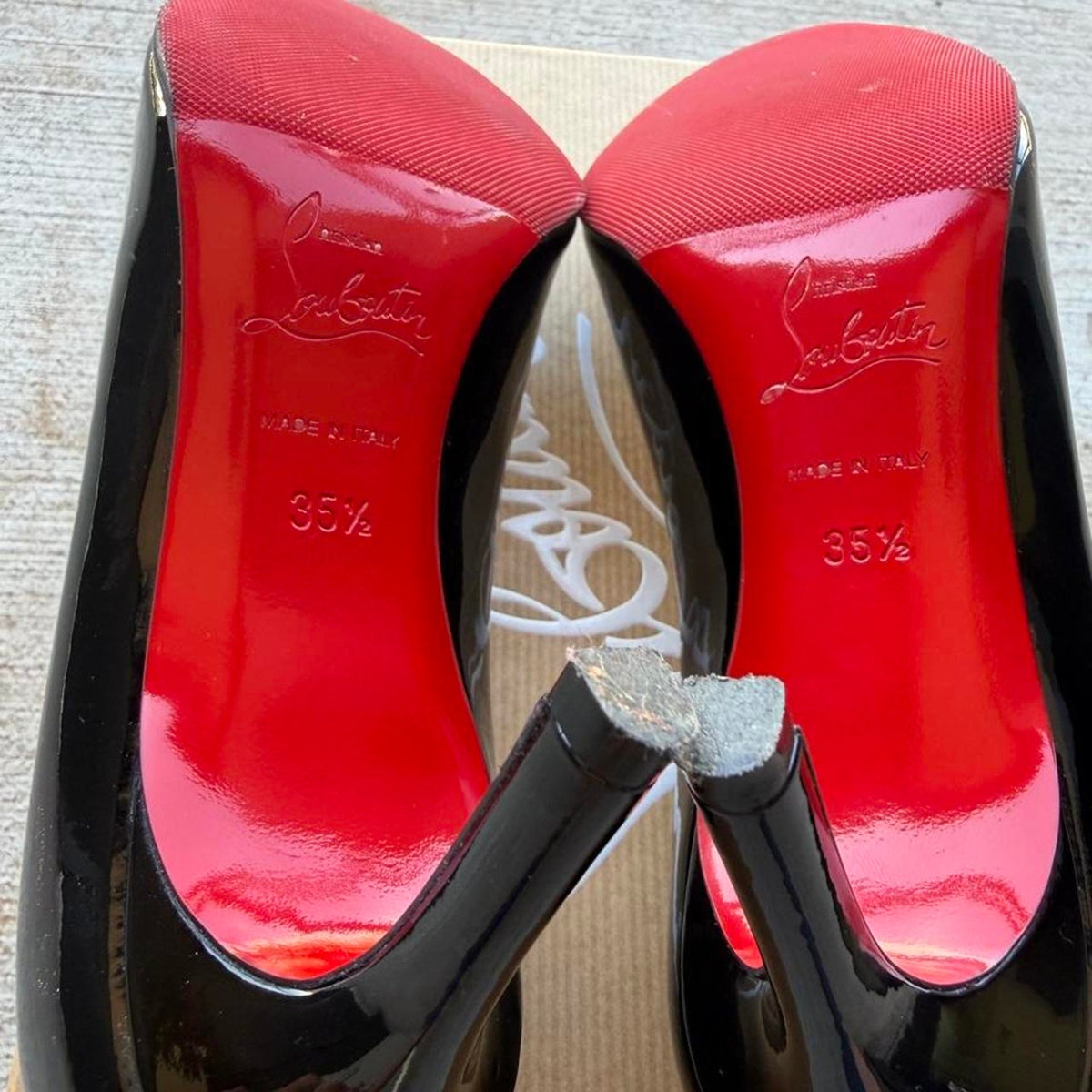 Christian Louboutin 2000s Pumps Black Patent Leather Heels
