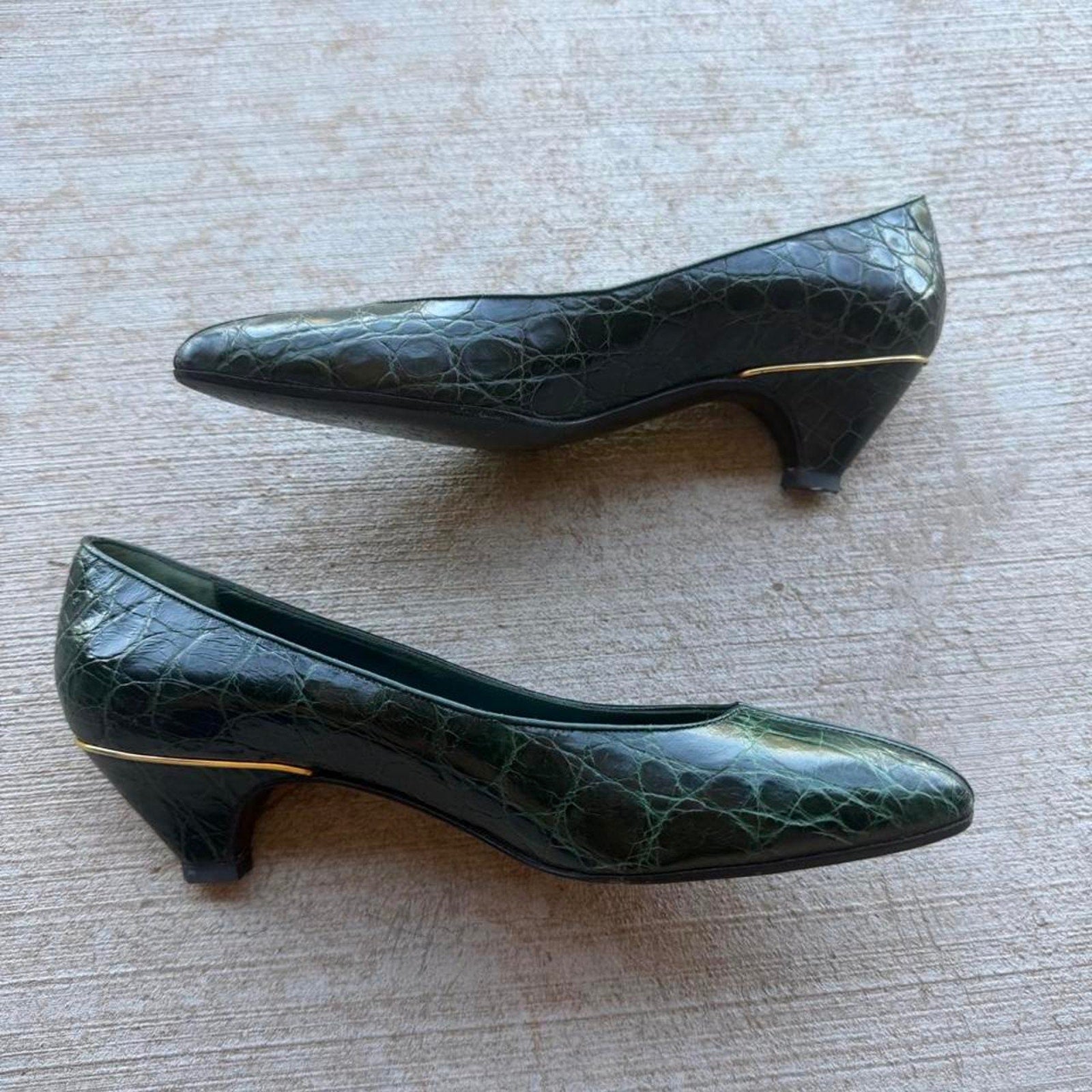 Gucci Green Crocodile Pointed-Toe Kitten Pumps
