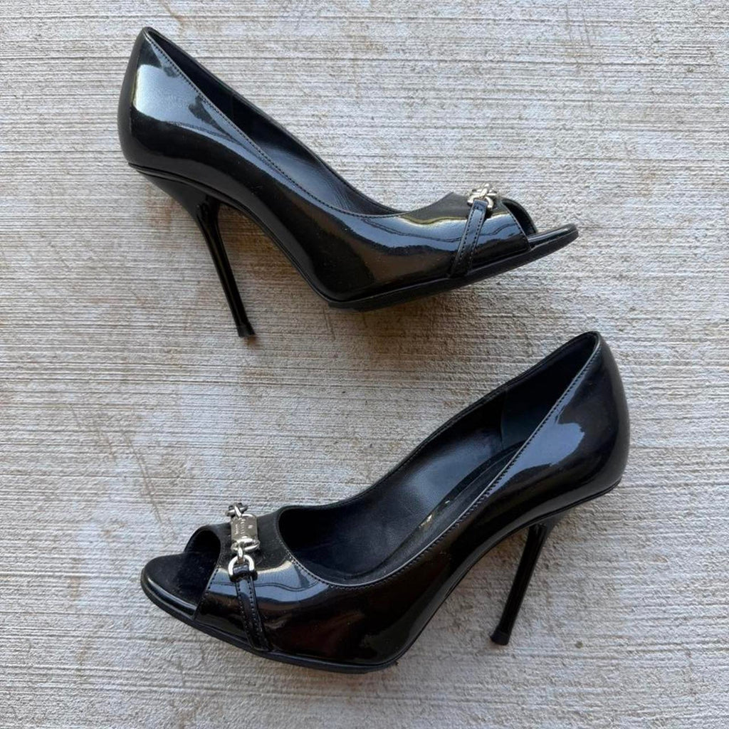 Gucci Silver Chain Black Patent Peep-Toe Pumps