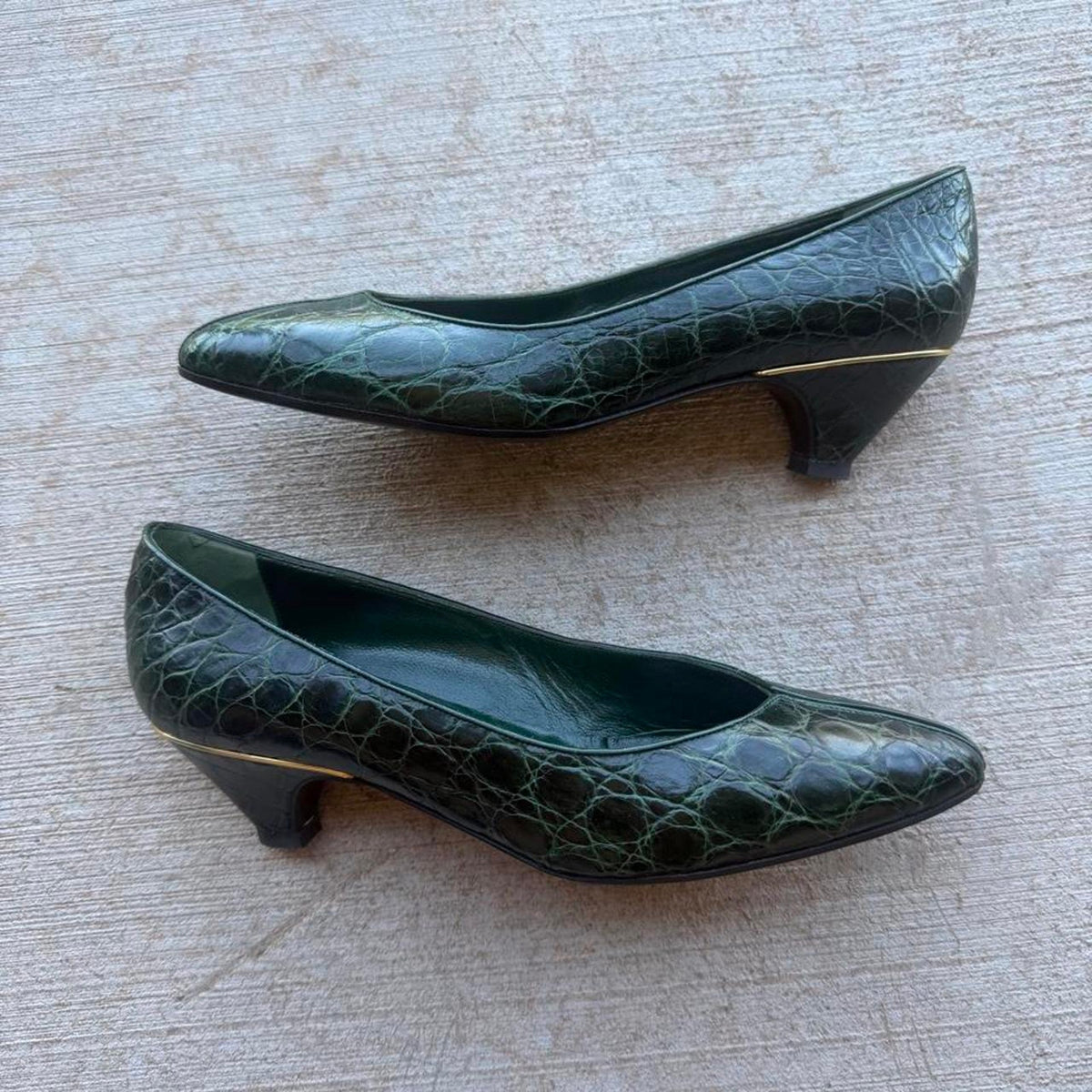Gucci Green Crocodile Pointed-Toe Kitten Pumps